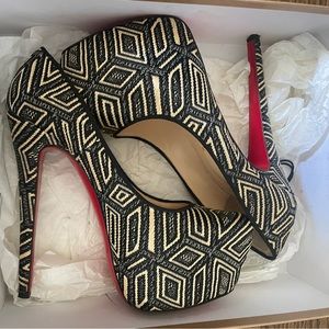 Christian Louboutin Geometric Daffodil